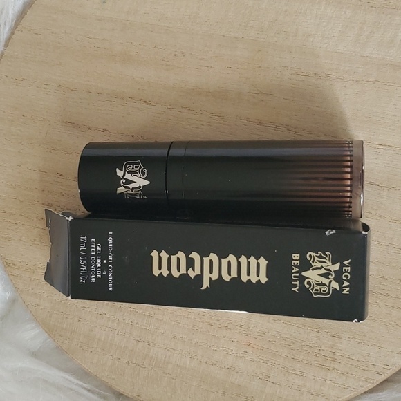 KVD ModCon Longwearing Hydrating Liquid Gel Contour - Picture 2 of 5